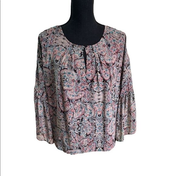 ADORABLE Dress Barn cold shoulder poet sleeve blouse size med… spring ready! - Picture 1 of 12